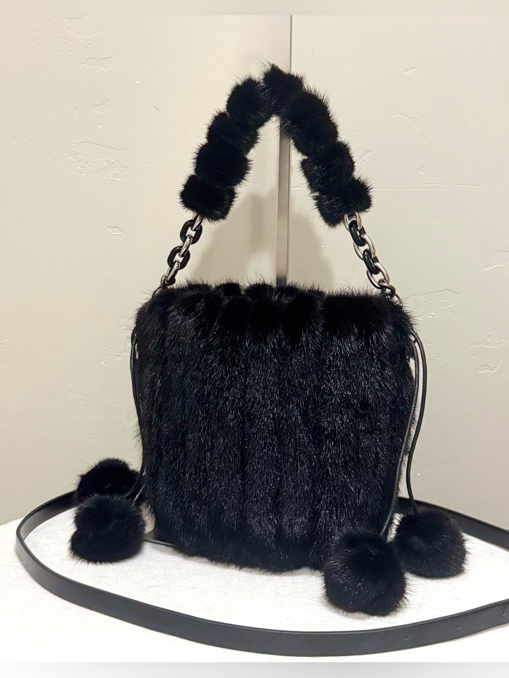 Black Real Mink Fur Handmade Drawstring Bucket Bag, Crossbody
